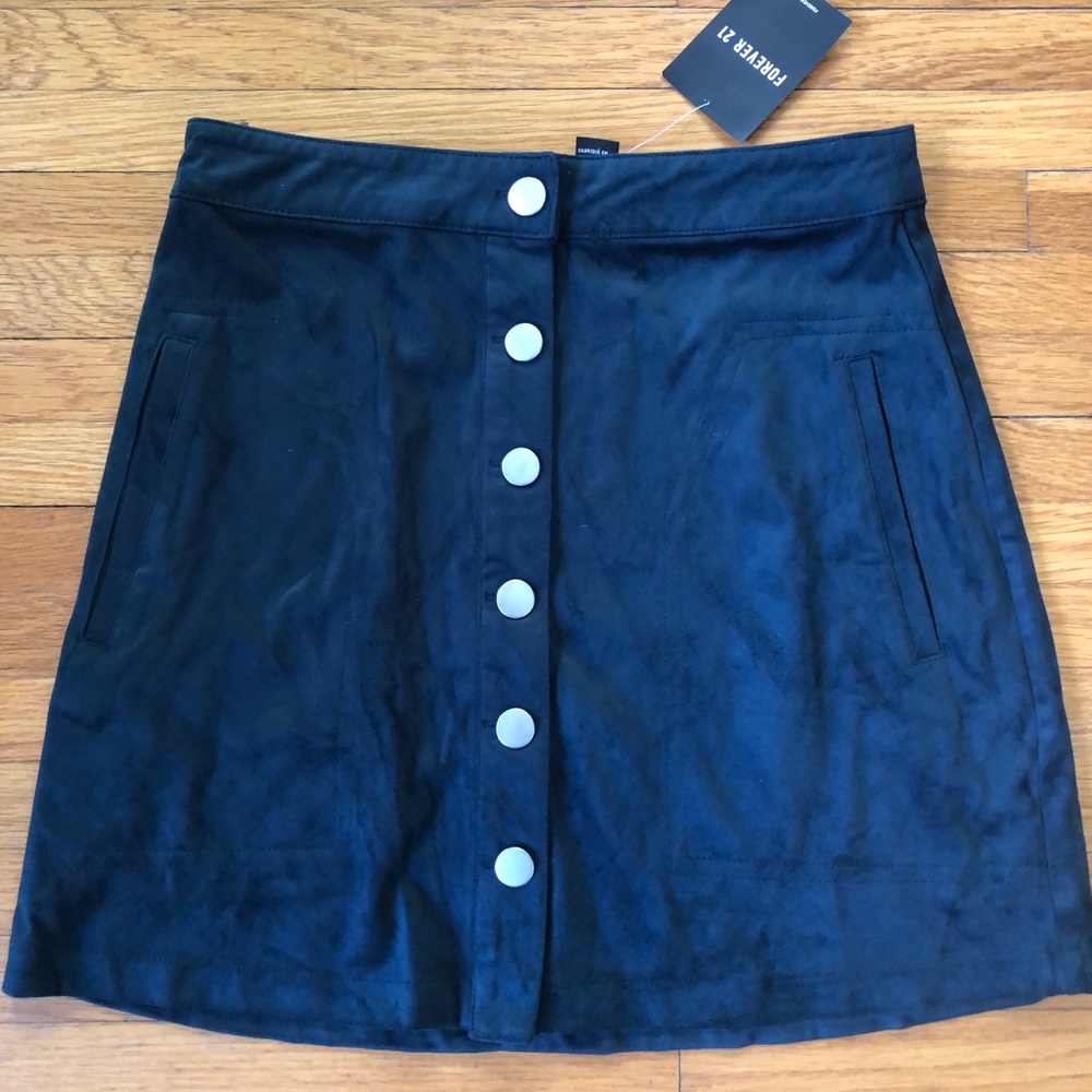Green forever 21 button up skirt NWT!